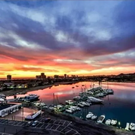 Relaxing Experience In Club Nautico Isleta