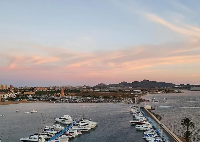 Relaxing Experience In Club Nautico Isleta Apartment