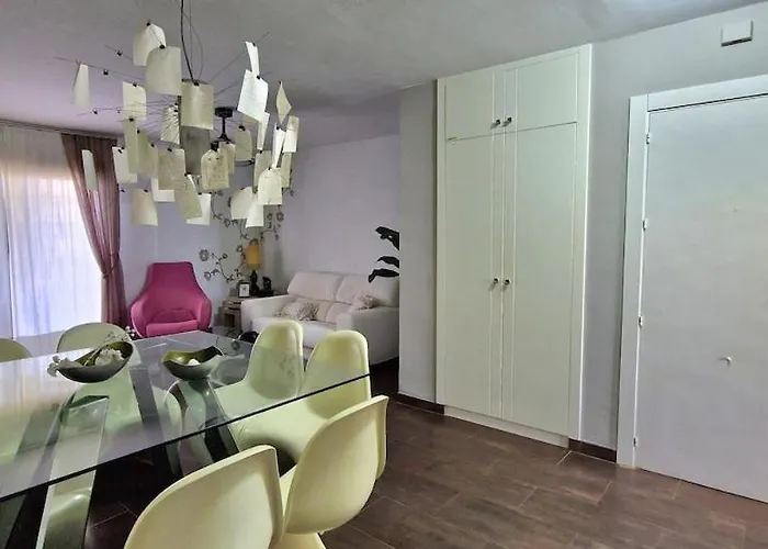 Relaxing Experience In Club Nautico Isleta